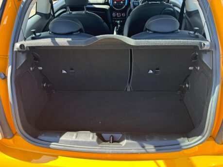 Mini Hatch 1.2 One Euro 6 (s/s) 3dr 19