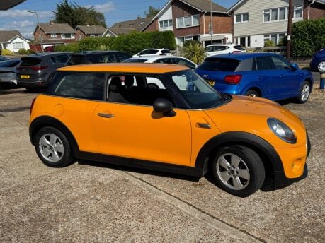 Mini Hatch ONE 12