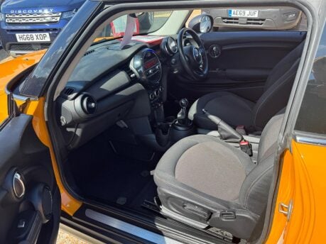 Mini Hatch 1.2 One Euro 6 (s/s) 3dr 17