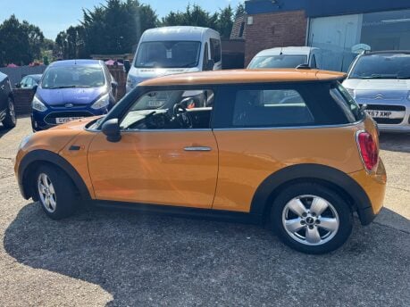 Mini Hatch ONE 4