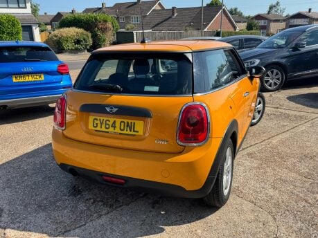 Mini Hatch ONE 8