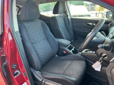 Nissan Qashqai ACENTA DIG-T SMART VISION XTRONIC 10