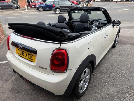 Mini Convertible COOPER 9