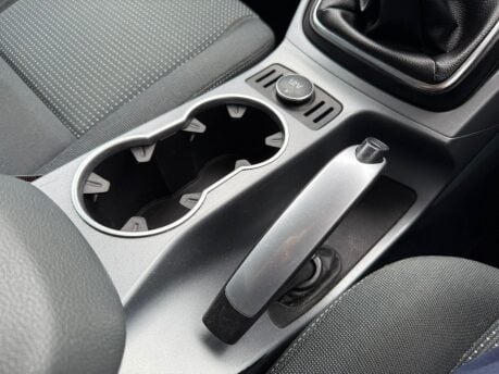 Ford C-Max ZETEC TDCI 28