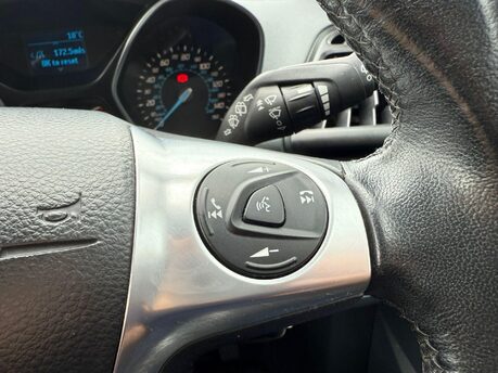 Ford C-Max ZETEC TDCI 24