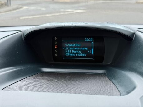 Ford C-Max ZETEC TDCI 36