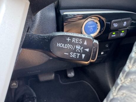 Toyota Prius 1.8 VVT 8.8kWh Excel CVT Euro 6 (s/s) 5dr 25