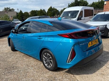 Toyota Prius 1.8 VVT 8.8kWh Excel CVT Euro 6 (s/s) 5dr 5