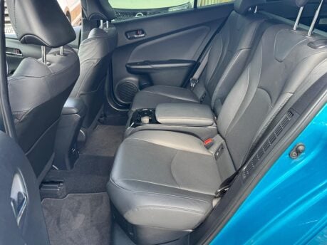 Toyota Prius 1.8 VVT 8.8kWh Excel CVT Euro 6 (s/s) 5dr 17