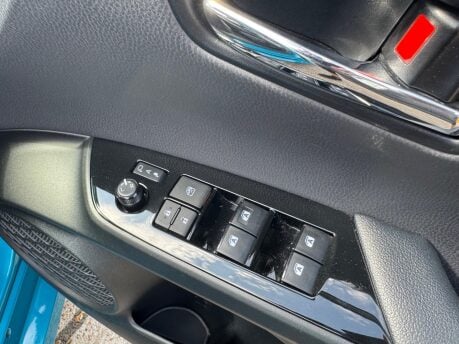 Toyota Prius 1.8 VVT 8.8kWh Excel CVT Euro 6 (s/s) 5dr 23