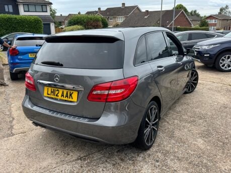 Mercedes-Benz B Class B200 CDI BLUEEFFICIENCY SPORT 9