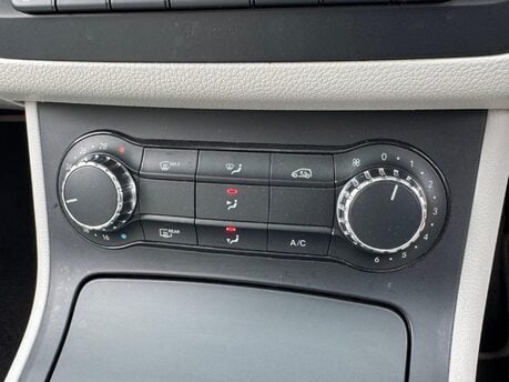 Mercedes-Benz B Class B200 CDI BLUEEFFICIENCY SPORT 31