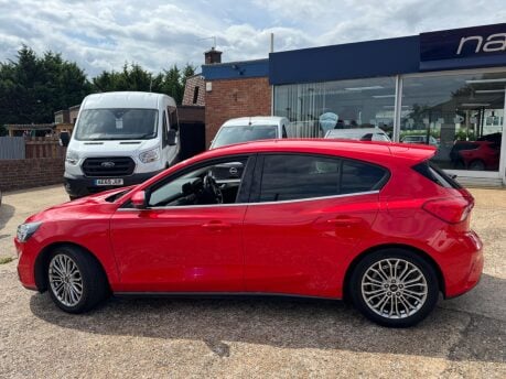 Ford Focus 1.0T EcoBoost MHEV Titanium X Edition Euro 6 (s/s) 5dr 4