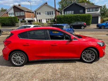 Ford Focus 1.0T EcoBoost MHEV Titanium X Edition Euro 6 (s/s) 5dr 11