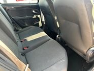 Volkswagen Up BASE 9