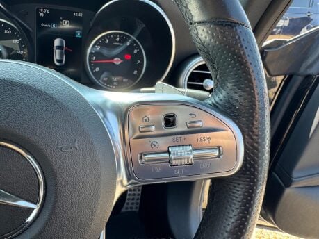 Mercedes-Benz C Class C 300 AMG LINE 23