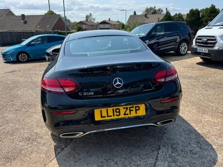 Mercedes-Benz C Class C 300 AMG LINE 7