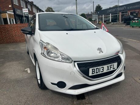 Peugeot 208 1.0 VTi Access Euro 5 3dr 9