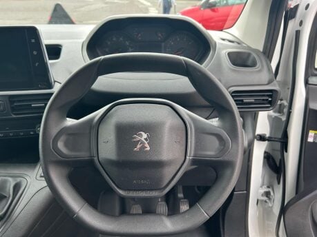 Peugeot Partner BLUEHDI PROFESSIONAL L2 20