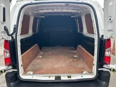 Peugeot Partner BLUEHDI PROFESSIONAL L2 13