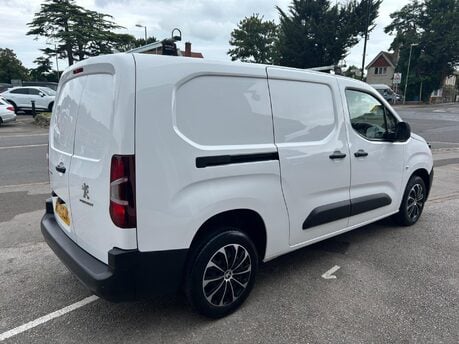 Peugeot Partner BLUEHDI PROFESSIONAL L2 8