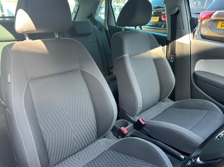Volkswagen Polo SE DESIGN TSI DSG 16