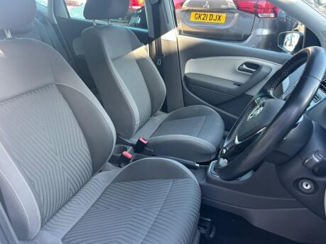 Volkswagen Polo SE DESIGN TSI DSG 17