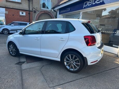Volkswagen Polo SE DESIGN TSI DSG 4