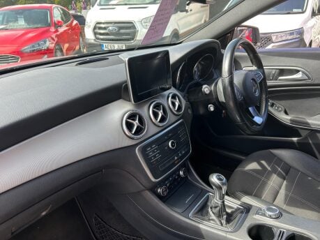 Mercedes-Benz CLA Class 1.6 CLA180 Sport Shooting Brake Euro 6 (s/s) 5dr 17