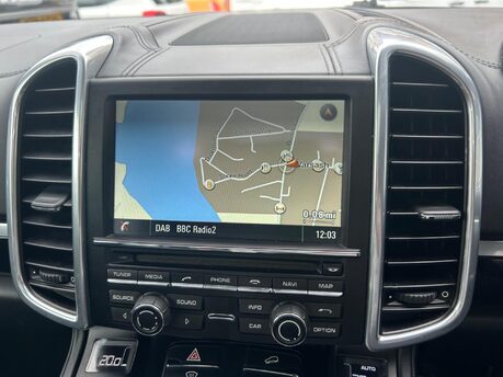 Porsche Cayenne D V6 TIPTRONIC S 16