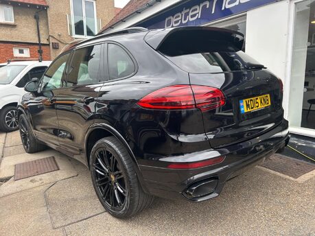 Porsche Cayenne D V6 TIPTRONIC S 3