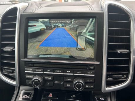 Porsche Cayenne D V6 TIPTRONIC S 20