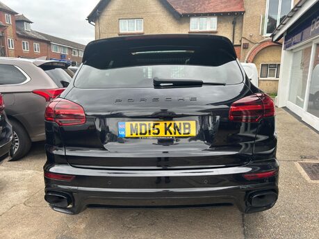 Porsche Cayenne D V6 TIPTRONIC S 4