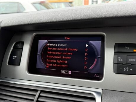 Audi Q7 3.0 TFSI V6 S line Plus Tiptronic quattro Euro 5 5dr 37