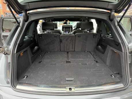 Audi Q7 3.0 TFSI V6 S line Plus Tiptronic quattro Euro 5 5dr 17