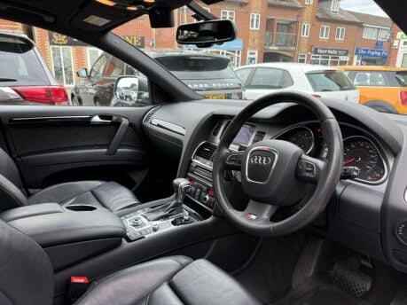 Audi Q7 3.0 TFSI V6 S line Plus Tiptronic quattro Euro 5 5dr 27