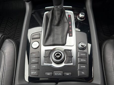 Audi Q7 3.0 TFSI V6 S line Plus Tiptronic quattro Euro 5 5dr 34