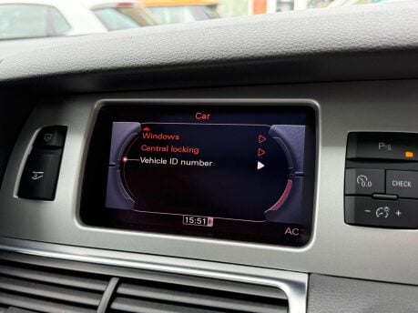 Audi Q7 3.0 TFSI V6 S line Plus Tiptronic quattro Euro 5 5dr 38