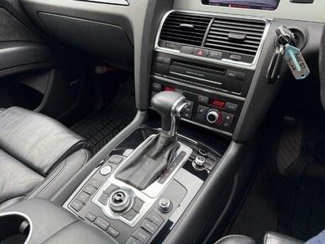 Audi Q7 3.0 TFSI V6 S line Plus Tiptronic quattro Euro 5 5dr 32