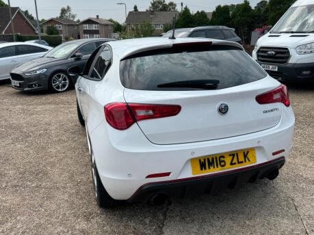 Alfa Romeo Giulietta 1.4 TB MultiAir Speciale Euro 6 (s/s) 5dr 9