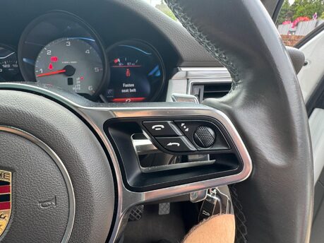 Porsche Macan 3.0 TD V6 S PDK 4WD Euro 6 (s/s) 5dr 26