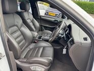 Porsche Macan 3.0 TD V6 S PDK 4WD Euro 6 (s/s) 5dr 23