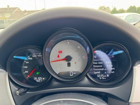Porsche Macan 3.0 TD V6 S PDK 4WD Euro 6 (s/s) 5dr 28