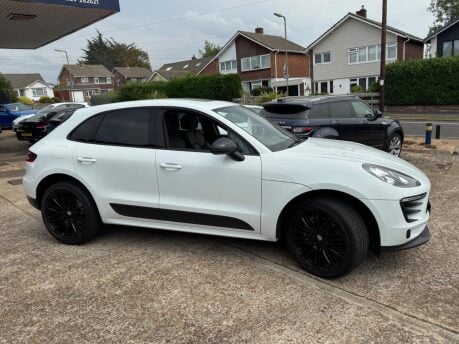 Porsche Macan 3.0 TD V6 S PDK 4WD Euro 6 (s/s) 5dr 12