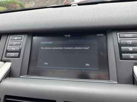 Land Rover Discovery Sport 2.0 TD4 HSE Auto 4WD Euro 6 (s/s) 5dr 35