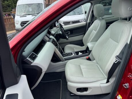 Land Rover Discovery Sport 2.0 TD4 HSE Auto 4WD Euro 6 (s/s) 5dr 18