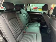 Volkswagen Passat SEL TSI EVO 16