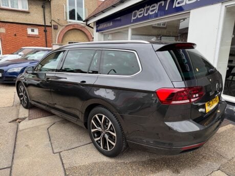 Volkswagen Passat SEL TSI EVO 2