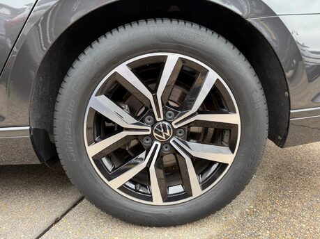 Volkswagen Passat SEL TSI EVO 13