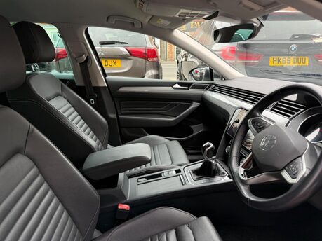 Volkswagen Passat SEL TSI EVO 19